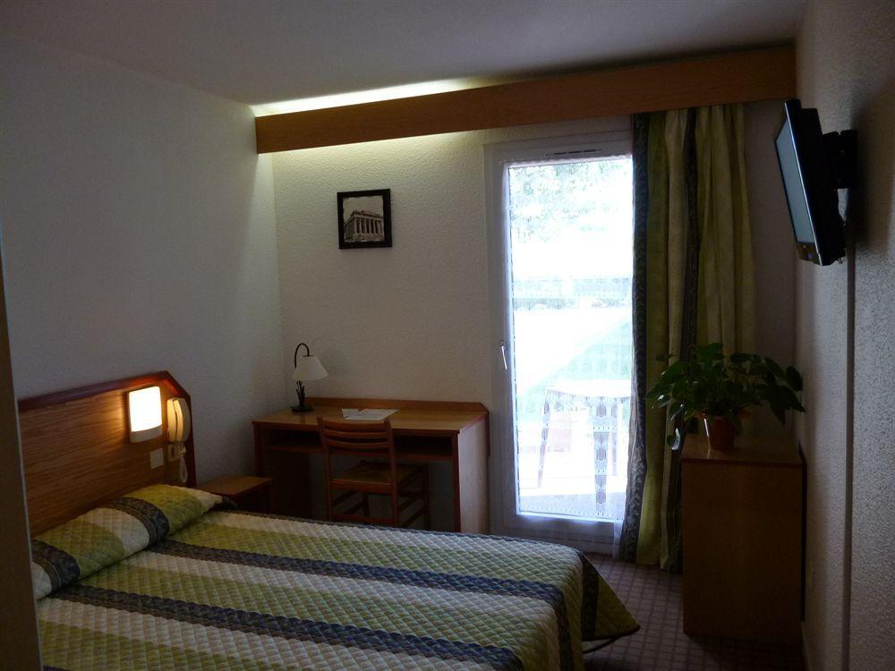 Hotel Le Mas Des Ponts D'آرْلْ المظهر الخارجي الصورة