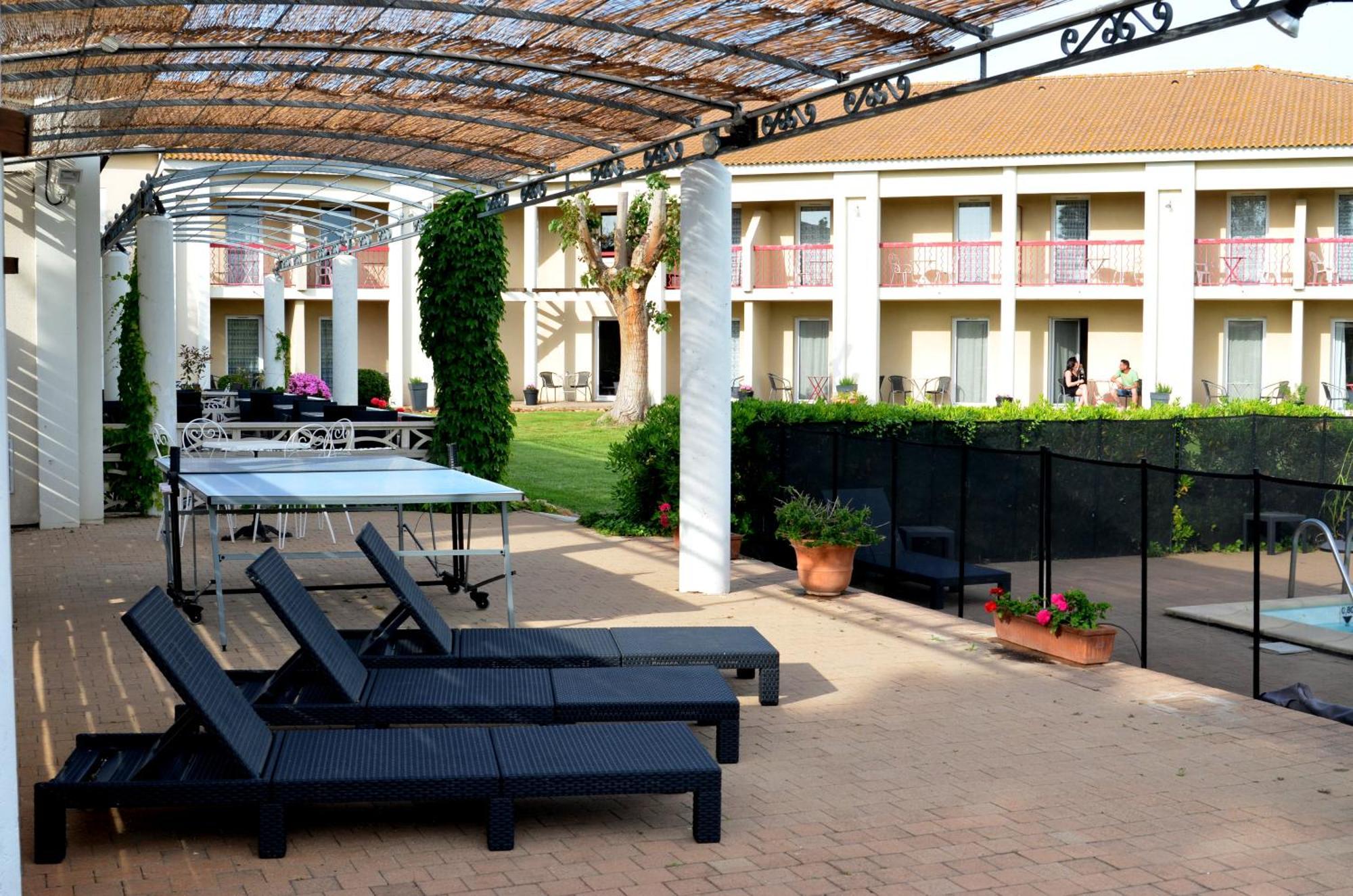 Hotel Le Mas Des Ponts D'آرْلْ المظهر الخارجي الصورة