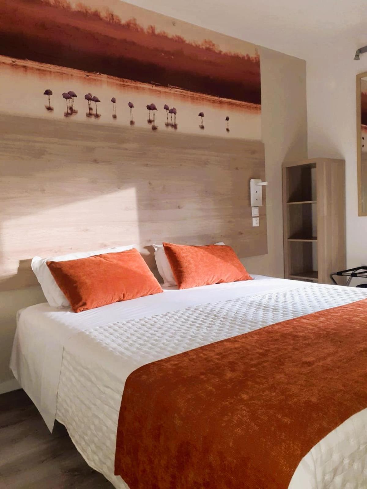 Hotel Le Mas Des Ponts D'آرْلْ الغرفة الصورة