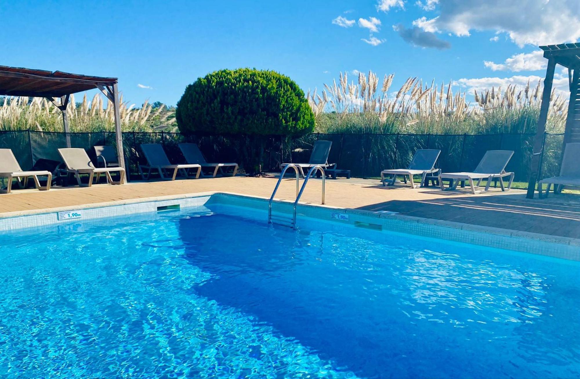 Hotel Le Mas Des Ponts D'آرْلْ المظهر الخارجي الصورة