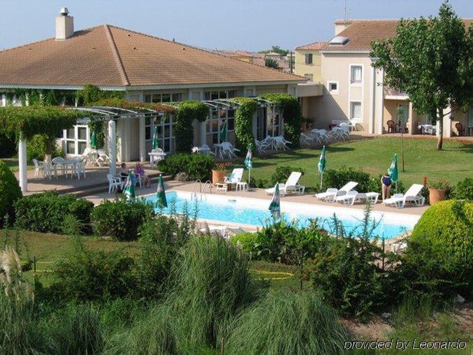 Hotel Le Mas Des Ponts D'آرْلْ المظهر الخارجي الصورة